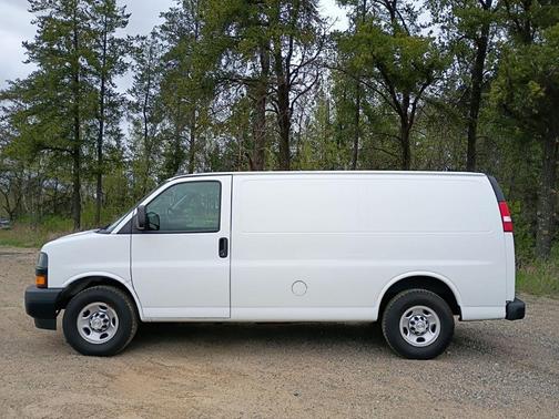 Summit White 2019 Chevrolet Express 2500 Work Van