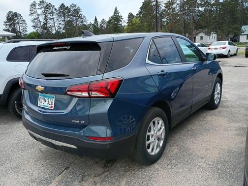 Lakeshore Blue Metallic 2024 Chevrolet Equinox 1LT