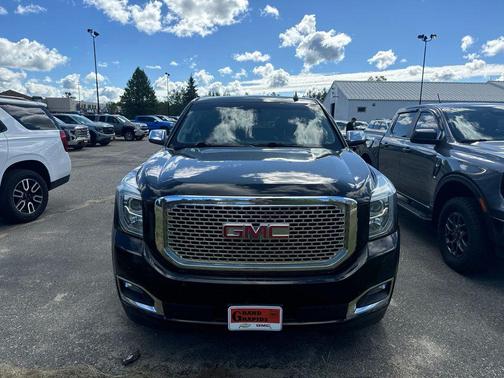 Onyx Black 2018 GMC Yukon SLE