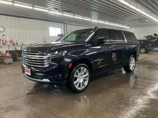 2023 Chevrolet Suburban 4WD High Country