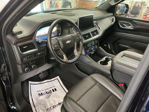 2023 Chevrolet Suburban 4WD High Country