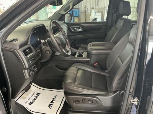 2022 Chevrolet Suburban RST