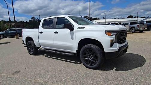 2025 Chevrolet Silverado 1500 Custom Trail Boss