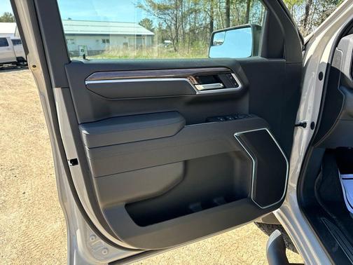 White Sands 2026 Chevrolet Silverado 1500 RST