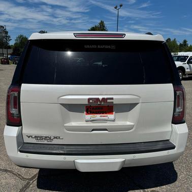 2016 GMC Yukon XL SLT
