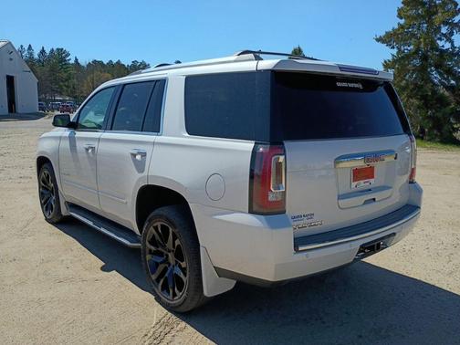 White Frost Tricoat 2018 GMC Yukon Denali