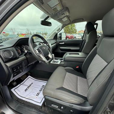 2017 Toyota Tundra SR5