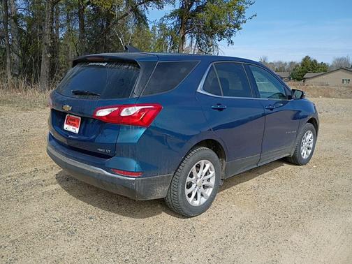 Pacific Blue Metallic 2019 Chevrolet Equinox 1LT