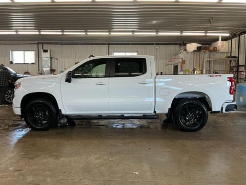 Summit White 2026 Chevrolet Silverado 1500 RST