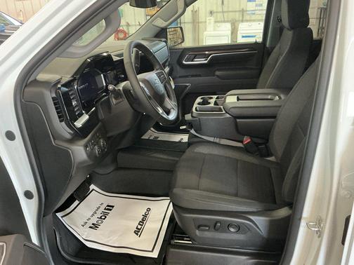 Summit White 2026 Chevrolet Silverado 1500 RST