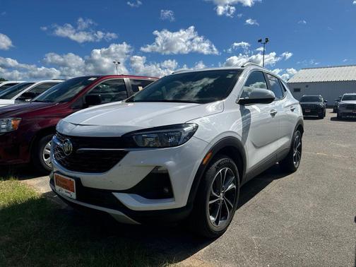 Summit White 2022 Buick Encore GX Select