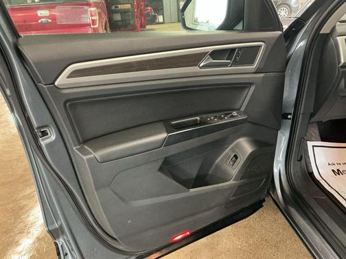 2019 Volkswagen Atlas 3.6L SE w/Technology