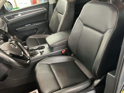 2019 Volkswagen Atlas 3.6L SE w/Technology