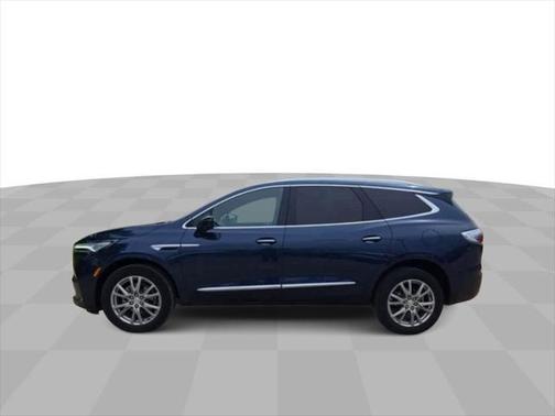2022 Buick Enclave AWD Essence