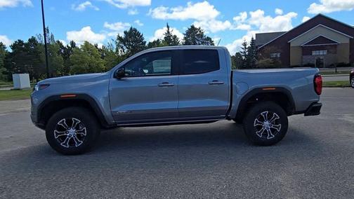 2025 GMC Canyon AT4