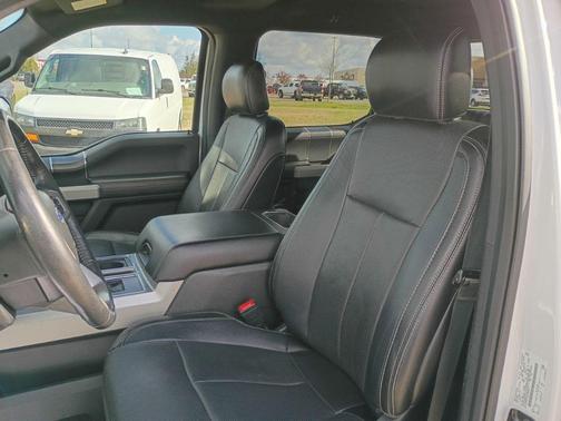 OXFORD WHITE 2018 Ford F-150 Lariat