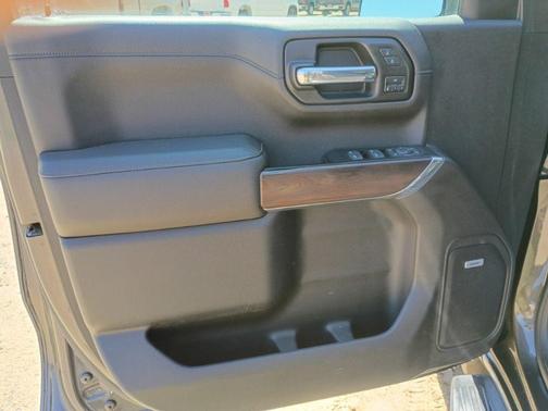 Smokey Quartz Metallic 2019 GMC Sierra 1500 SLT