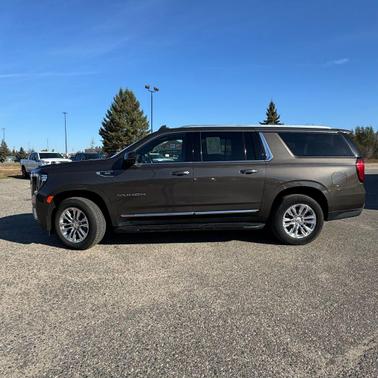 2021 GMC Yukon XL SLT