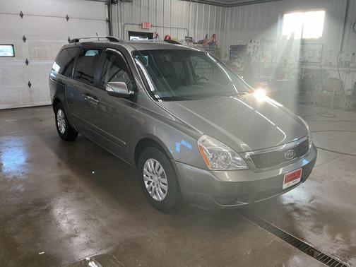2012 Kia Sedona LX