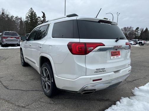 White Frost Tricoat 2018 GMC Acadia Denali
