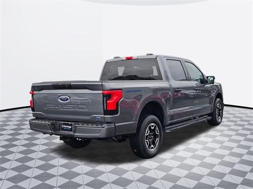 2022 Ford F-150 Lightning XLT