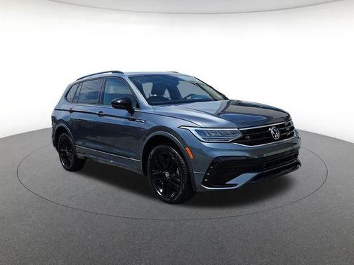 Platinum Grey 2022 Volkswagen Tiguan 2.0T SE R-Line Black 4MOTION