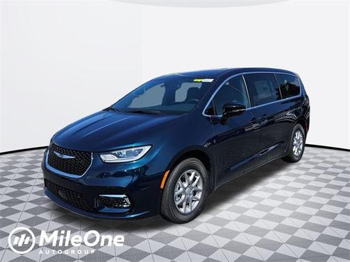 2025 Chrysler Pacifica L