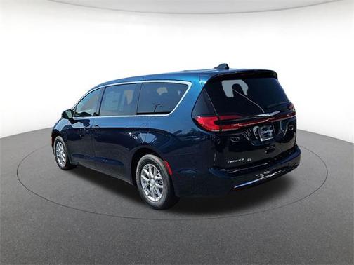 2025 Chrysler Pacifica L