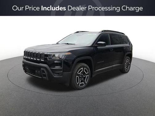 Diamond Black Crystal Pearlcoat 2026 Jeep Cherokee Laredo 4x4
