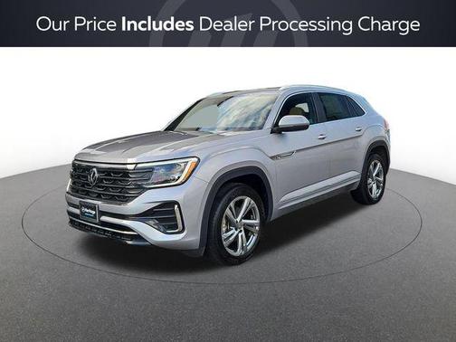 Silver Mist Metallic 2024 Volkswagen Atlas Cross Sport 2.0T SEL