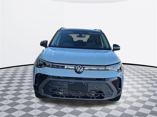 2025 Volkswagen Taos 1.5T SE Black