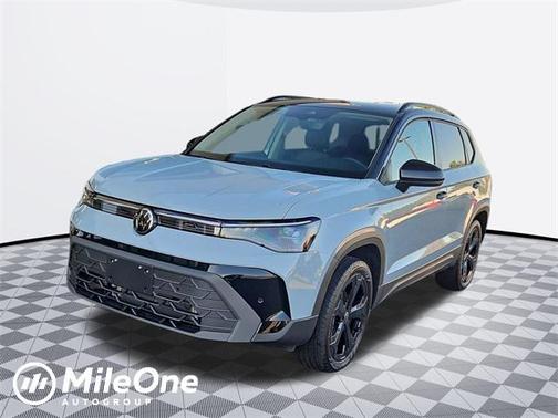 2025 Volkswagen Taos 1.5T SE Black