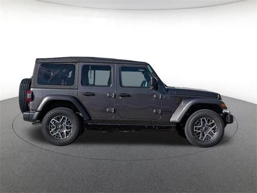 2026 Jeep Wrangler 4-Door Sahara 4x4