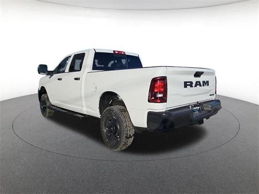 2026 RAM 2500 Tradesman Crew Cab 4x4 6'4' Box