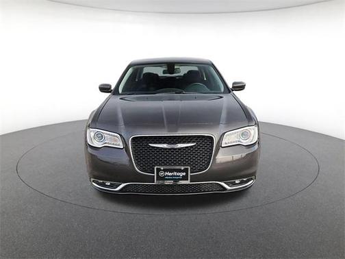 2020 Chrysler 300 Touring
