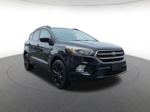 Shadow Black 2018 Ford Escape SE
