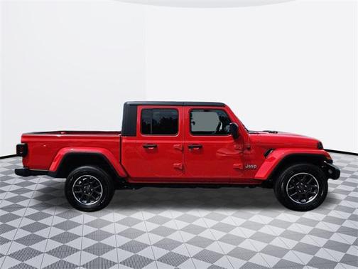 2023 Jeep Gladiator Overland