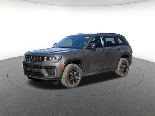 2026 Jeep Grand Cherokee Altitude