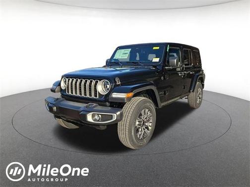 2026 Jeep Wrangler 4-Door Sahara 4x4
