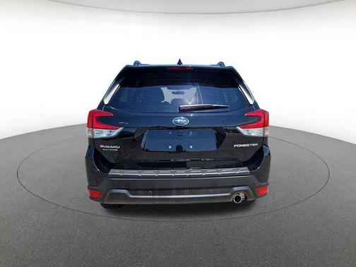 Crystal Black Silica 2023 Subaru Forester Limited