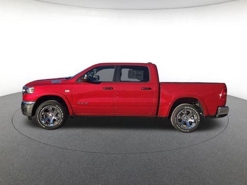 Molten Red Pearlcoat 2026 RAM 1500 Big Horn/Lone Star