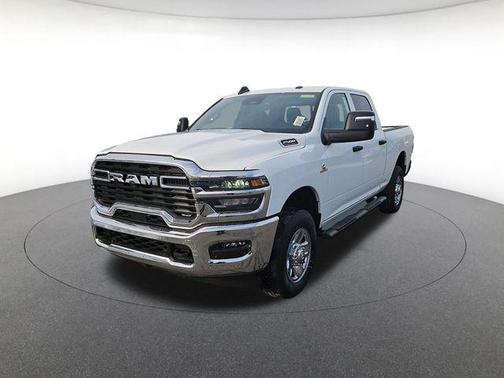 2026 RAM 2500 Tradesman Crew Cab 4x4 6'4' Box