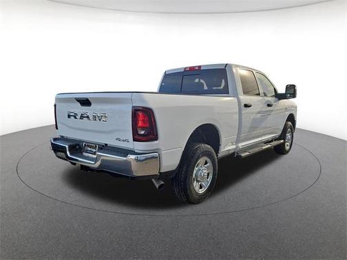 2026 RAM 2500 Tradesman Crew Cab 4x4 6'4' Box