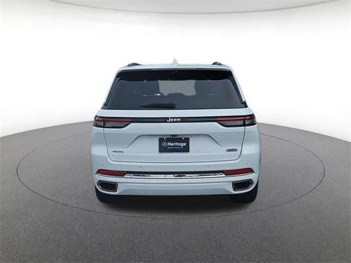 2022 Jeep Grand Cherokee Overland