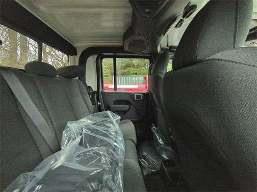 2025 Jeep Gladiator Sport S