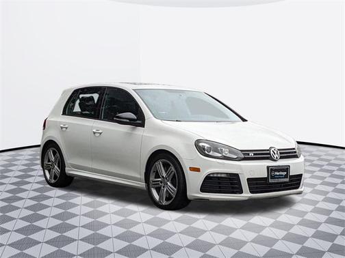 2013 Volkswagen Golf R 4-Door w/DCC & Navigation