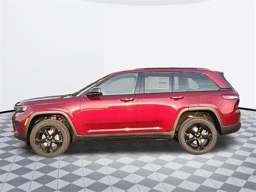 2025 Jeep Grand Cherokee Altitude