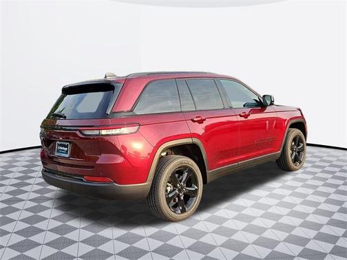 2025 Jeep Grand Cherokee Altitude