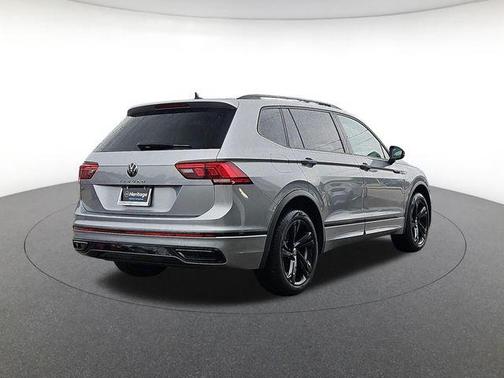 Silver Metallic 2023 Volkswagen Tiguan 2.0T SE R-Line Black