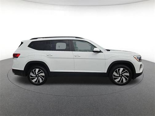2025 Volkswagen Atlas 2.0T SE w/Technology 4MOTION